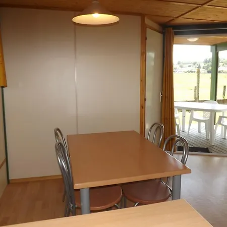 Chalet 4 Pers Avec Piscine Chauffee, Terrasse Et Tv - - Fr-1-742-538 Holiday home